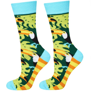 Colorful men's SOXO GOOD STUFF socks funny toucans