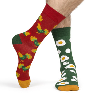 Men's colorful SOXO GOOD STUFF socks mismatched hen