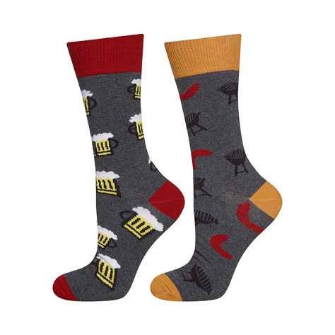 Lustige Socken mit Grillmotiv