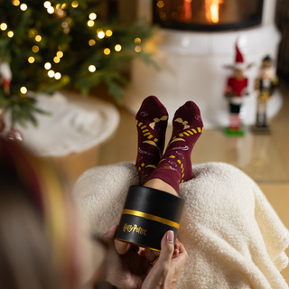 Socken in der Tube mit Harry-Potter-Motiv