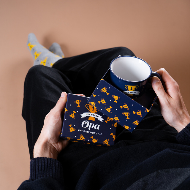 Batman sock mug and key ring set