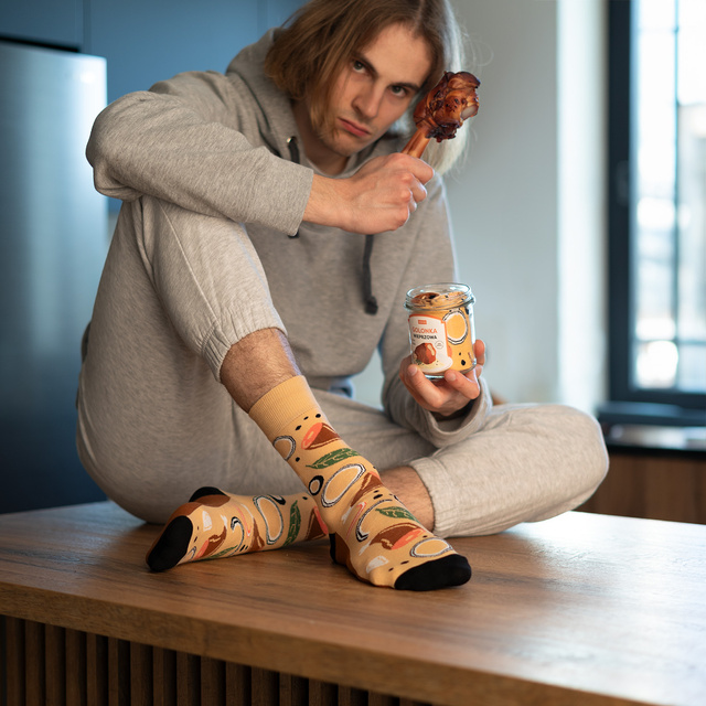 Men's colorful socks SOXO pork knuckle with crackling in a jar