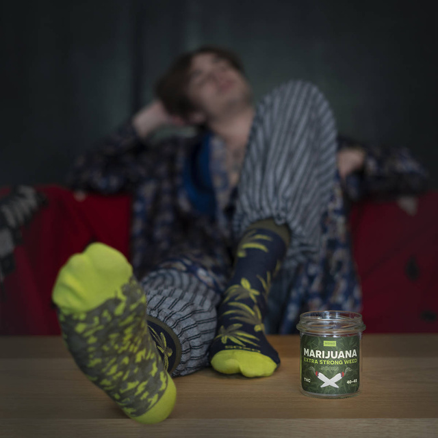 1 Paar lustige grüne Socken im einem Glas | Herrensocken | SOXO