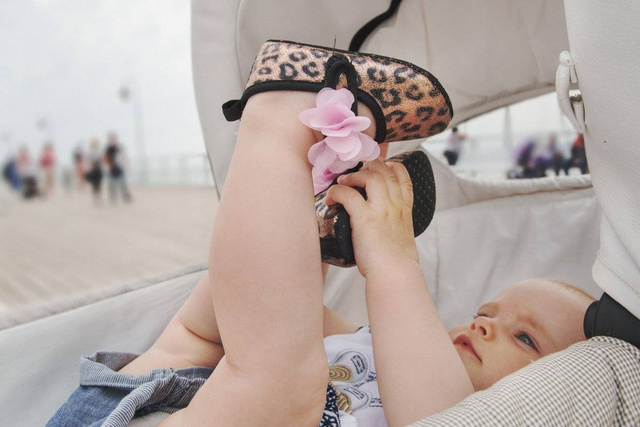 Baby Ballerina Hausschuhe SOXO im Leopardenmuster