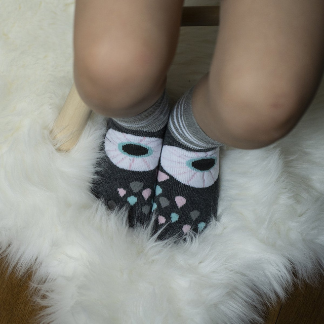 Gray children's socks SOXO cheerful owl