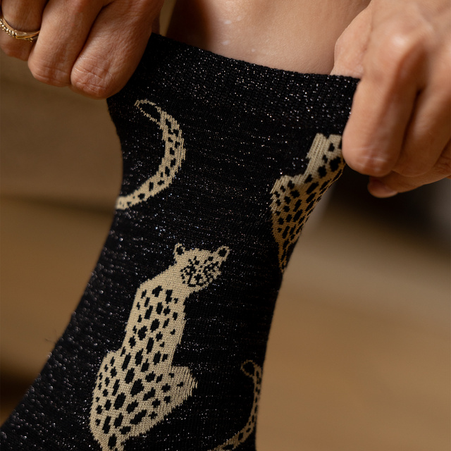 3 Paar von lustige Socken mit Leopard Motiv in einzigartiger Verpackung | Damensocken | SOXO