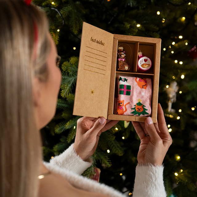 Set Socken + Katzenkugeln