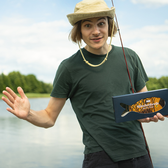 Men's Colorful socks SOXO smoked trout in a box