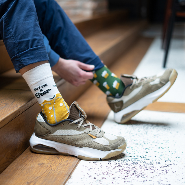 1 Paar von lustige Socken mit Biermotiv | Herrensocken | SOXO