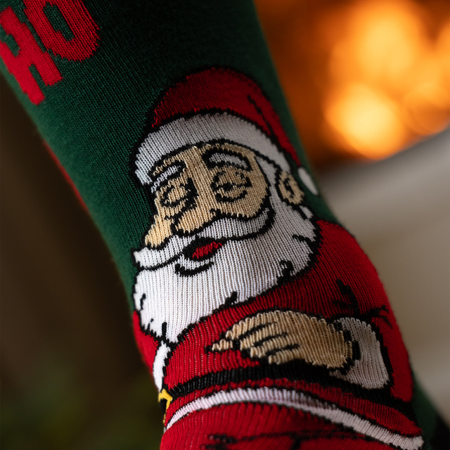 Frecher Weihnachtsmann mit Flasche Socken