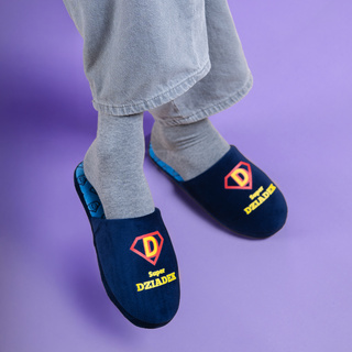 Herrenpantoffeln mit der Aufschrift super Großvater in einer Geschenkbox SOXO