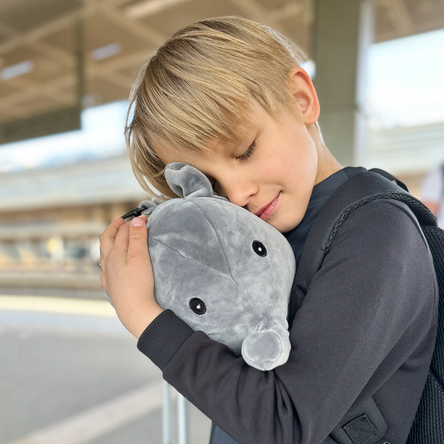 MOMO WAY Elephant pillow