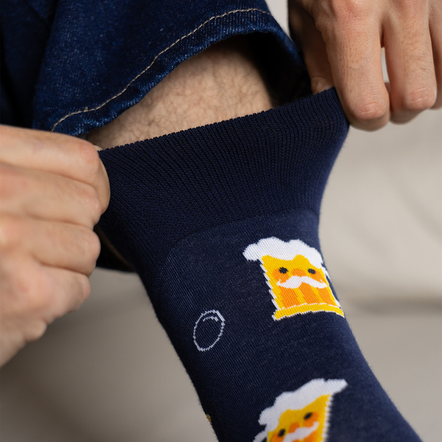 Set 2x Men's SOXO Socks | Marijuana in a jar | Pale lager beer in a can