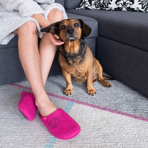 Women's felt slippers SOXO with a hard TPR sole pink