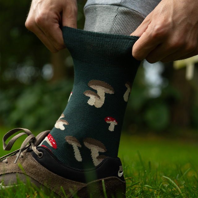 Men's colorful SOXO GOOD STUFF socks cotton mushrooms