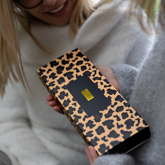 3 Paar von lustige Socken mit Leopard Motiv in einzigartiger Verpackung | Damensocken | SOXO