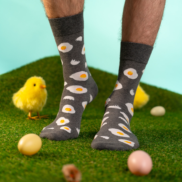 3 Paar von lustigen Socken mit Eggsmotiv in einzigartiger Verpackung | Damen-/Herrensocken | SOXO