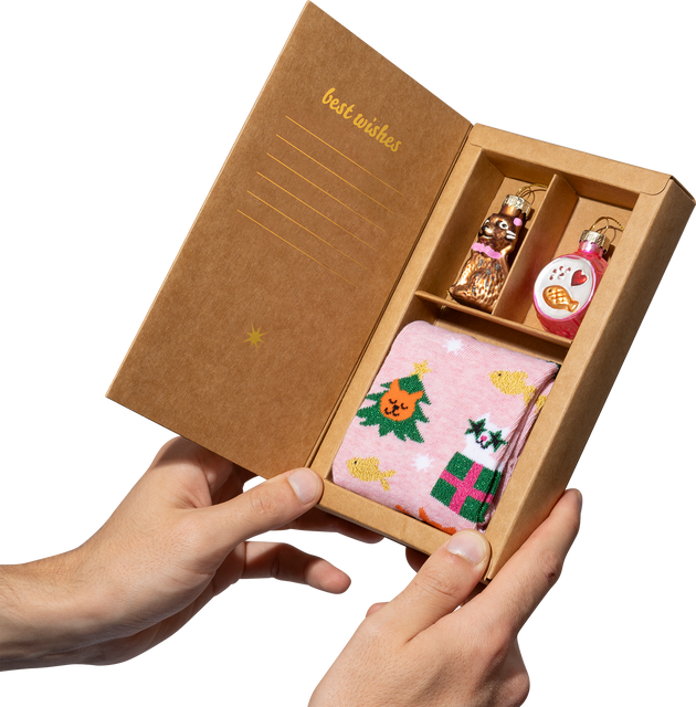 Women's SOXO Socks with Cats in packaging and baubles